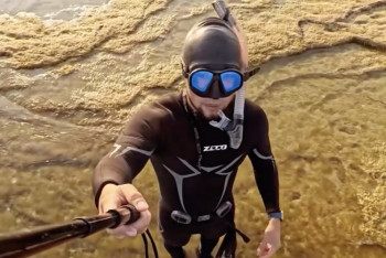 Фотография к новости: Километр борьбы за море: актауский дайвер очистил дно Каспия от мусора