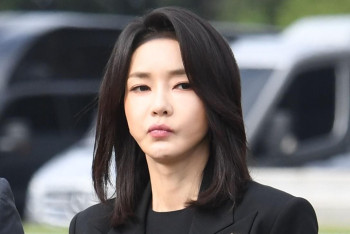 Фотография к новости: Бывшую первую леди Южной Кореи обвинили в коррупции и махинациях