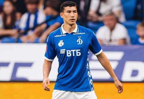 Фотография к новости: Бахтиер Зайнутдинов вернулся в РПЛ: Почему переход в "Динамо" может стать новым этапом его карьеры