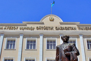 Фотография к новости: В Шымкенте осудили экс-руководителей университета за хищения на 129 миллионов тенге