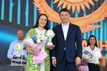 Фотография к новости: В Алматы наградили лучших предпринимателей