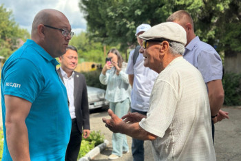 Фотография к новости: Зимой топим снег и живем без медпомощи: жители села в ВКО обратились к властям