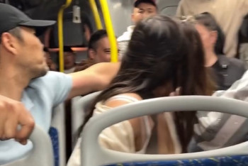 Фотография к новости: В Уральске пассажиров автобуса атаковали перцовым баллончиком