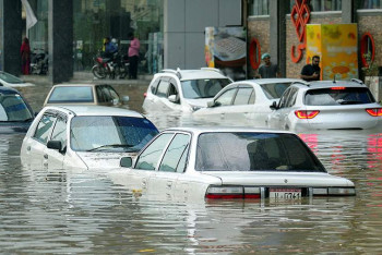 Фотография к новости: Проливные дожди унесли жизни восьми человек в пакистанском Карачи