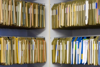 Фотография к новости: АЗРК расследует "Documentolog" за блокировку переписки с другими системами