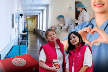 Фотография к новости: Медицинское волонтёрство в Казахстане: как работает система и кто помогает пациентам бесплатно