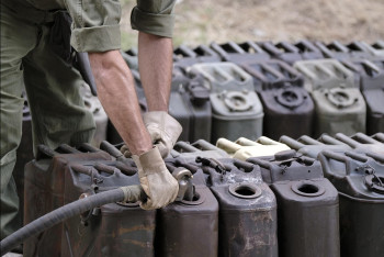 Фотография к новости: Бензин не достанется спекулянтам: Правительство ужесточает контроль за ГСМ