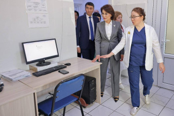 Фотография к новости: Нехватка врачей и онкозаболевания: что обсудила глава Минздрава в Улытау