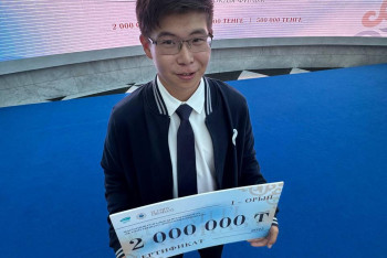 Фотография к новости: Фильм о вреде соцсетей принёс школьнику из области Абай победу и 2 млн тенге