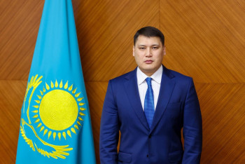 Фотография к новости: Руслан Берденов официально покинул должность замакима