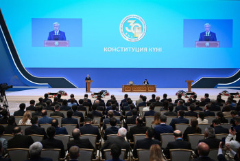 Фотография к новости: Президент: Конституция – незыблемый фундамент нашей государственности