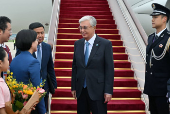 Фотография к новости: Касым-Жомарт Токаев прибыл в Тяньцзинь для участия в саммите ШОС