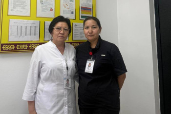 Фотография к новости: Медсёстры из Алматы спасли жизнь пассажиру международного рейса