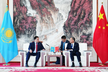 Фотография к новости: Солнечные станции, газ и карбамид: новые соглашения Казахстана и Китая