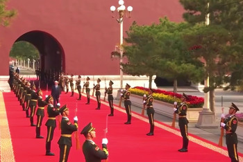 Фотография к новости: Касым-Жомарт Токаев прибыл на площадь Тяньаньмэнь в Пекине