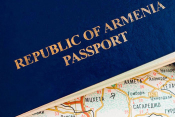 Фотография к новости: Въезд по ID, 90 дней без виз и бесплатное РВП: что упростилось для казахстанцев и армян