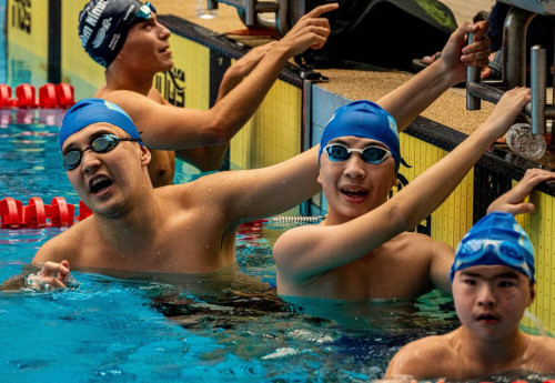 Фотография к новости: Казахстанские парапловцы завоевали медали на чемпионате мира в Бангкоке