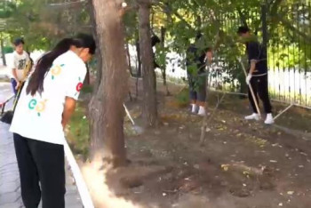 Фотография к новости: Столичный университет поддержал республиканскую акцию "Таза Қазақстан"