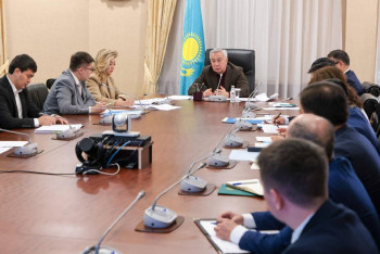 Фотография к новости: Жумангарин поручил срочно сдерживать рост цен на продукты и услуги