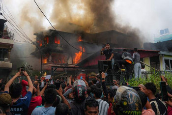Фотография к новости: В Непале супругу экс-премьера сожгли заживо в собственном доме