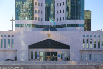 Фотография к новости: Цифровой штаб определил меры по внедрению ИИ в экономику Казахстана