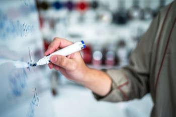 Фотография к новости: Как молодые учёные развивают науку в Казахстане