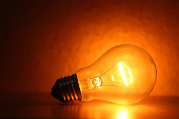 Фотография к новости: В КРЕМ прокомментировали возможное повышение тарифов на электроэнергию в Алматы