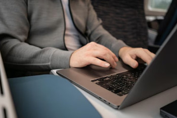 Фотография к новости: ИИ помогает ускорить трудоустройство и повысить качество соцуслуг в Казахстане