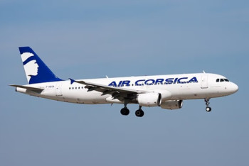 Фотография к новости: Самолет из Парижа кружил над Корсикой из-за уснувшего авиадиспетчера