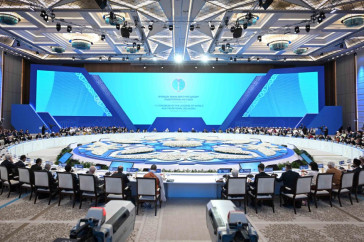 Фотография к новости: Важная тема LIVE: Как Съезд религий отвечает на глобальные вызовы современности