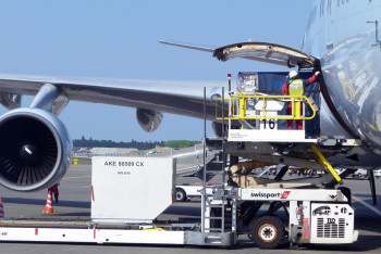 Фотография к новости: Из-за дефицита авиатоплива Казахстан теряет туристов и транзит — сенатор