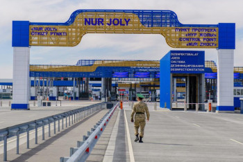 Фотография к новости: На казахстанско-китайской границе временно закроют автомобильные пункты пропуска