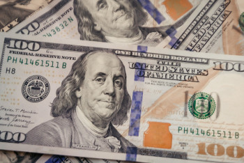 Фотография к новости: Курс доллара приближается к 550 тенге