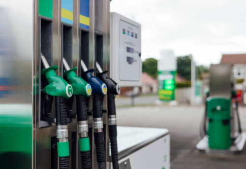 Фотография к новости: Монополия на рынке ГСМ Казахстана: почему две компании диктуют цены и правила игры?