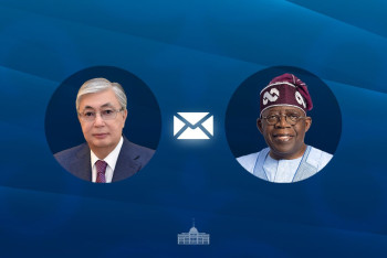 Фотография к новости: Токаев поздравил Президента Нигерии с Днём независимости