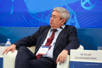 Фотография к новости: Казахстан движется к справедливому энергетическому переходу — Есимханов