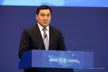 Фотография к новости: Казахстан подписал энергетические контракты на 9 млрд долларов – Минэнерго