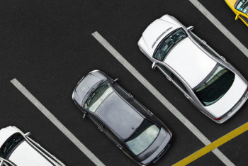 Фотография к новости: ИИ решает проблемы парковок: интересную технологию продемонстрировали в Астане