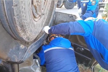 Фотография к новости: В Павлодарской области водитель погиб в ДТП с КамАЗом