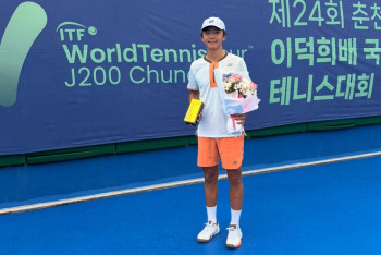 Фотография к новости: Казахстанский теннисист Зангар Нурланулы выиграл престижный юниорский турнир в Корее