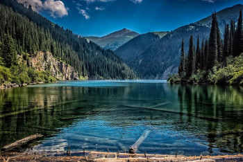 Фотография к новости: Алматинская область бьёт туристические рекорды