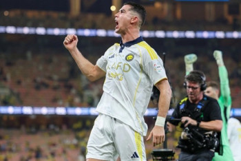 Фотография к новости: Криштиану Роналду стал первым в истории футболистом-миллиардером