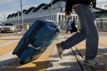 Фотография к новости: Что делать казахстанцам, работающим нелегально в Южной Корее — разъяснение Минтруда