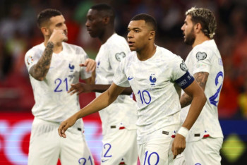 Фотография к новости: Мбаппе получил ещё одну травму в матче с Азербайджаном