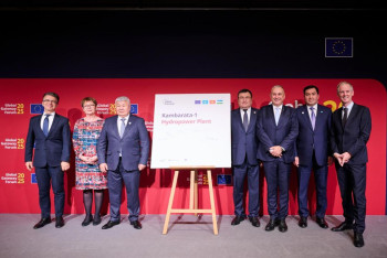 Фотография к новости: Казахстан подписал новые соглашения в сфере "зеленой" энергетики в Брюсселе