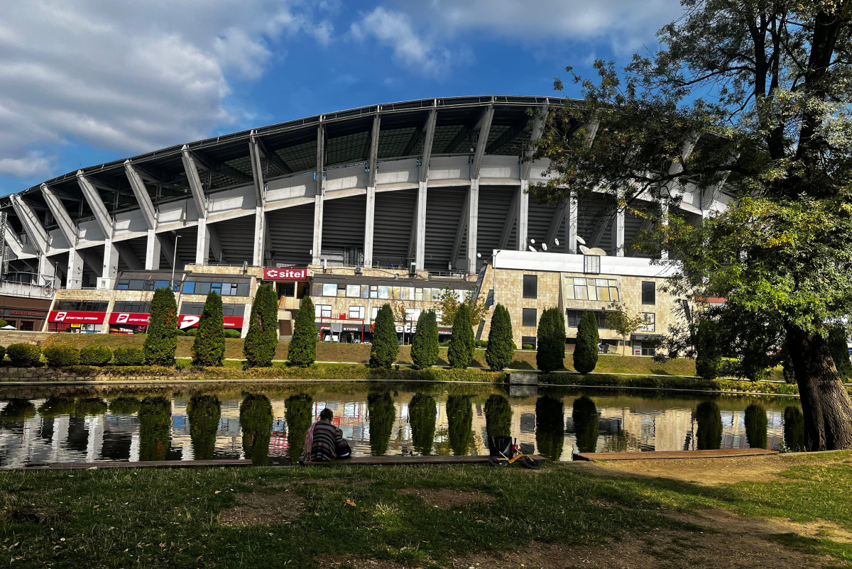  Зарина Козова