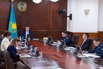 Фотография к новости: Бектенов поручил составить рейтинг акиматов по борьбе с наркоманией