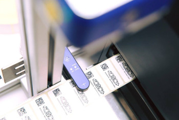 Фотография к новости: Единая система ЕАЭС: как Казахстан отслеживает каждый товар с цифровым кодом