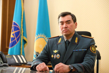 Фотография к новости: Глава МЧС поздравил спасателей Казахстана с профессиональным праздником