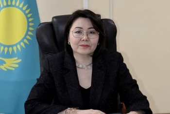 Фотография к новости: Скандал в Баганашыле: уволенная после инцидента чиновница вновь получила должность